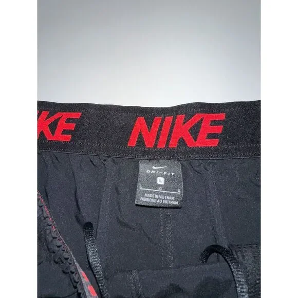 Nike Men’s Athletic Shorts Black Red Size L 8” Inseam Dri-FIT Gym Training - Picture 5 of 7